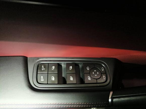 [常州·苏D] 二手保时捷Cayenne2023款 Cayenne S 2.9T 铂金版