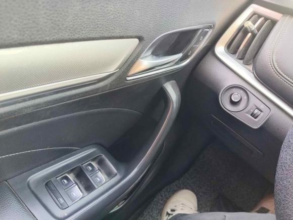 [上海·沪A] 二手荣威荣威i6新能源2019款 PLUS 50T 4G互联荣耀豪华版