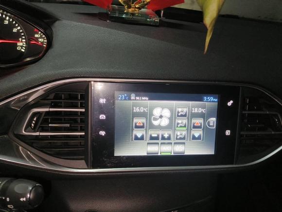 [武汉·鄂A] 二手标致标致308S2015款 1.6L 手动劲驰版