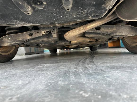 [广州·粤A] 二手丰田雷凌2019款 双擎 1.8H E-CVT豪华版 国V