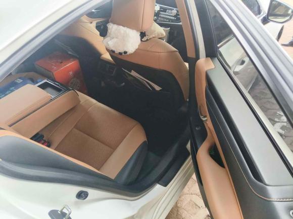 [广州·粤A] 二手雷克萨斯雷克萨斯ES2021款 300h 卓越版