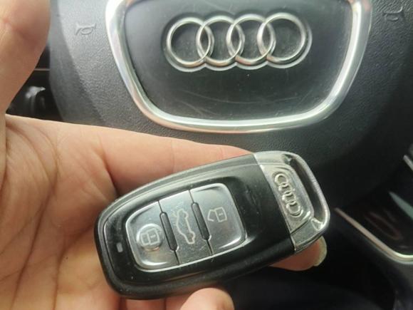 [杭州·浙A] 二手奥迪奥迪A82013款 A8L 45 TFSI quattro舒适型