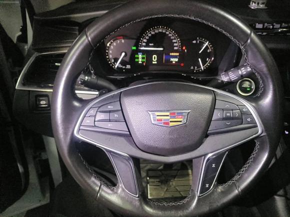 [成都·川A] 二手凯迪拉克凯迪拉克XT52016款 25T 豪华型