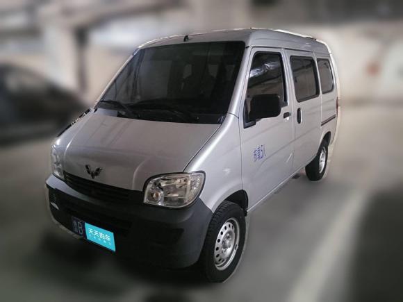 五菱汽車五菱之光2023款 1.5L 實(shí)用型 5/7座「青島二手車」「天天拍車」