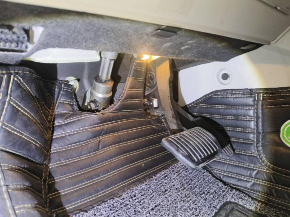 [宁波·浙B] 二手路虎揽胜极光2012款 2.0T 5门耀致版