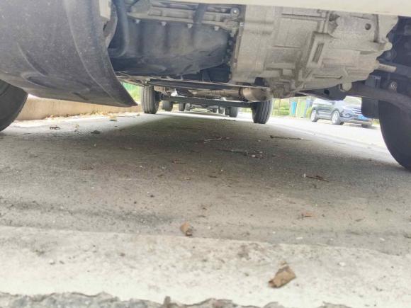 [苏州·苏E] 二手上汽大通MAXUS新途V802021款 2.0T 手动经典傲运通长轴中顶6/7/8/9座