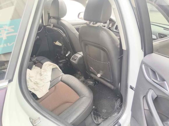 [成都·川A] 二手奥迪奥迪Q32018款 30 TFSI 时尚型典藏版