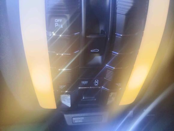 [深圳·粤B] 二手保时捷Macan2017款  Macan 2.0T