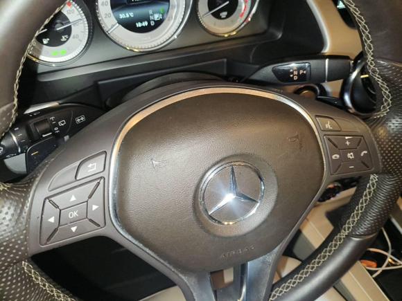 [深圳·粤B] 二手奔驰奔驰GLK级2013款 改款 GLK 300 4MATIC 时尚型