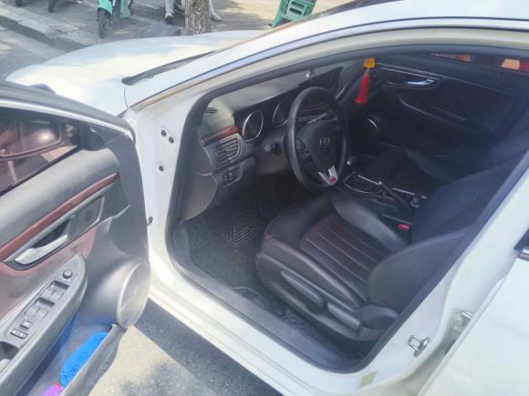 [南昌·赣A] 二手奔腾奔腾B502016款 1.4T 自动运动豪华型