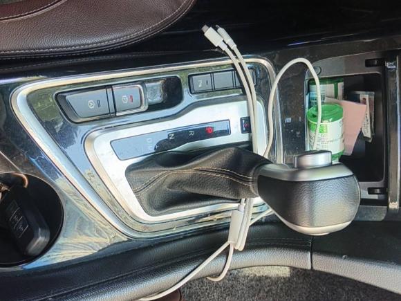 [上海·苏A] 二手宝骏宝骏5602017款 1.5T DCT尊享型