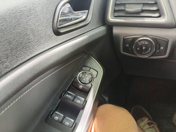 [金华·浙G] 二手福特福睿斯2015款 1.5L 自动时尚型