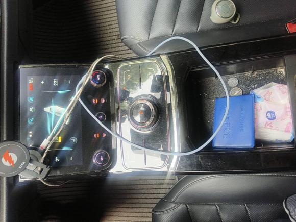 [上海·沪A] 二手哪吒汽车哪吒U2021款 Pro 610 探火版