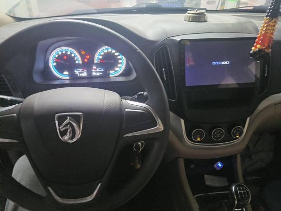 [常州·粤S] 二手宝骏宝骏7302014款 1.5L 手动标准型 7座