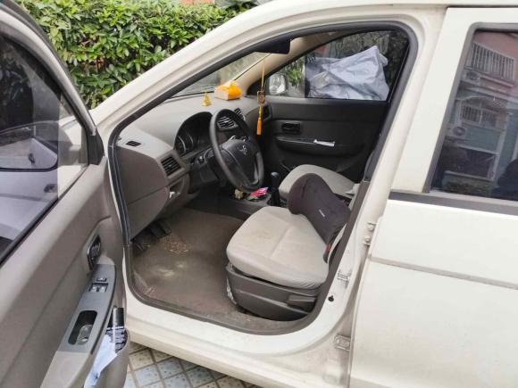 [上海·沪A] 二手五菱汽车五菱宏光2020款 1.2L S基本型国VI LSI