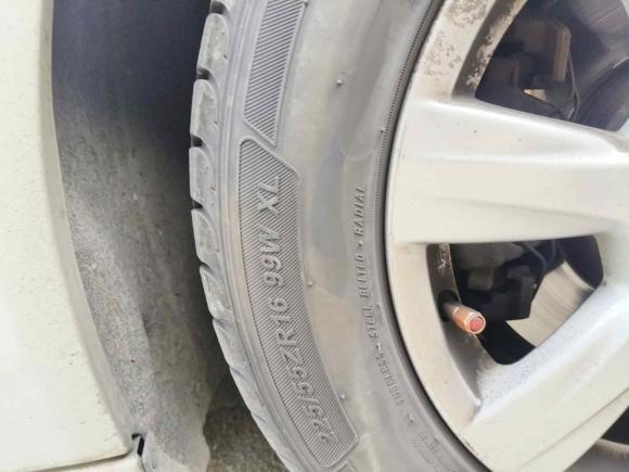 [成都·川A] 二手奥迪奥迪A4L2011款 2.0 TFSI 标准型