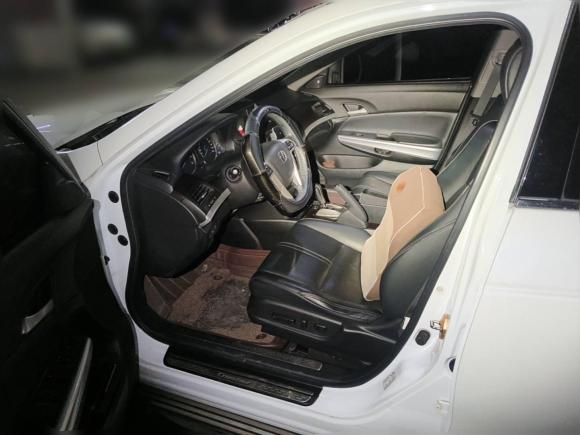 [南昌·赣A] 二手本田歌诗图2012款 2.4L 豪华版