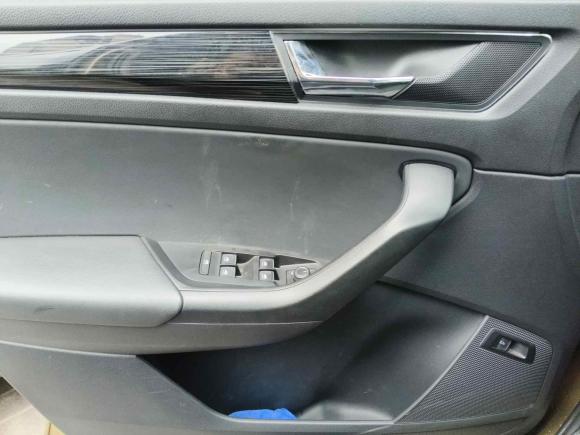 [青岛·鲁B] 二手斯柯达柯迪亚克2018款 TSI380 7座四驱旗舰版