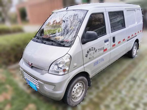 五菱汽车五菱荣光2021款 1.5L加长标准型封窗车空调版5座L3C「杭州二手车」「天天拍车」