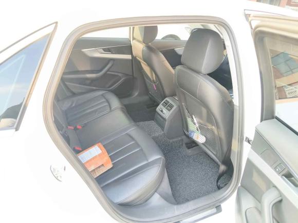 [南通·苏F] 二手奥迪奥迪A4L2017款 40 TFSI 时尚型