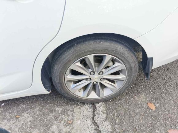 [苏州·苏U] 二手雪佛兰科鲁泽2022款 320 自动悦享天窗版