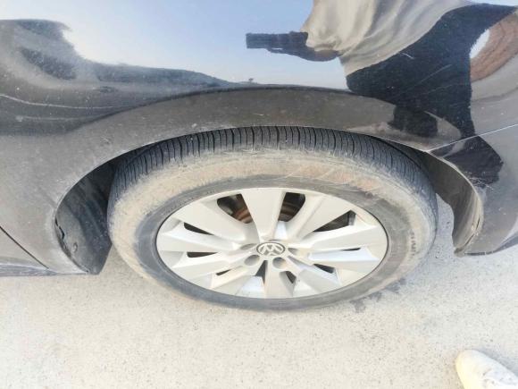 [上海·鲁Q] 二手大众朗逸2013款 改款经典 1.6L 手动舒适版