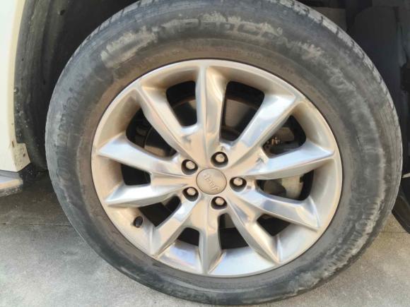 [上海·沪B] 二手Jeep自由光2017款 2.4L 优越版