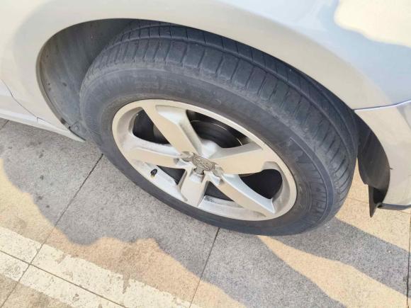 [南京·苏A] 二手奥迪奥迪Q52011款 2.0TFSI 动感型