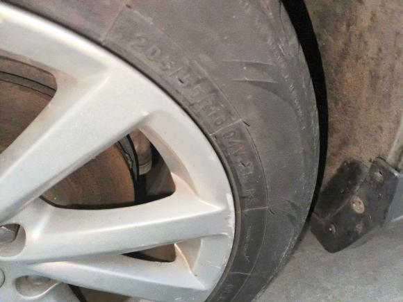 [南通·苏F] 二手别克威朗2015款 三厢 15S 自动领先型