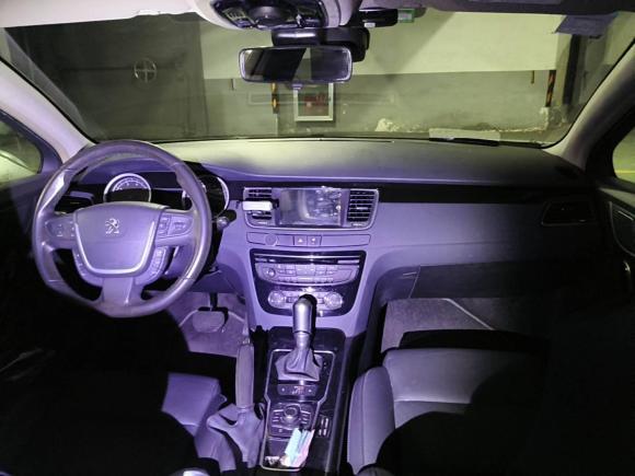 [上海·沪A] 二手标致标致5082012款 2.0L 自动豪华版