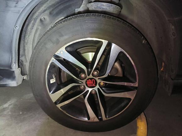 [成都·川A] 二手比亚迪唐新能源2015款 2.0T 四驱旗舰型