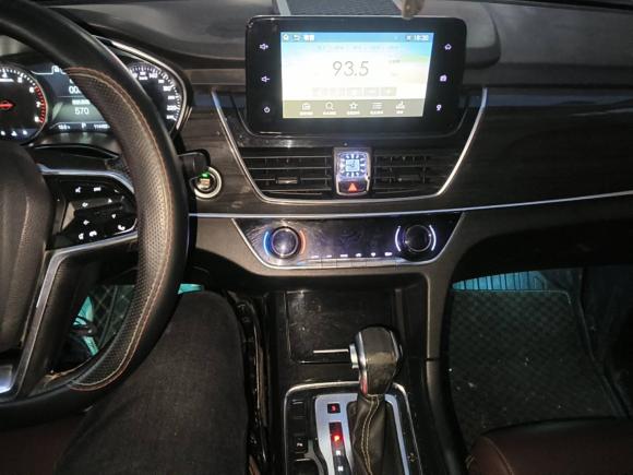 [无锡·苏B] 二手宝骏宝骏5602017款 1.5T DCT旗舰型