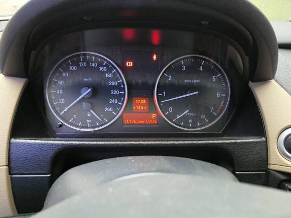 [青岛·鲁U] 二手宝马宝马X12012款 sDrive20i 领先型