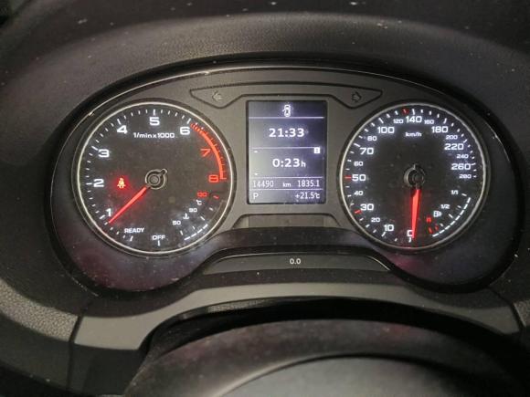 [深圳·粤B] 二手奥迪奥迪A32018款 30周年年型 Sportback 35 TFSI 时尚型