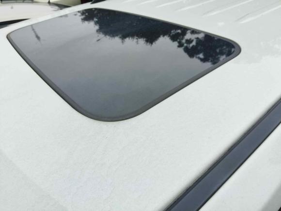 [南昌·赣A] 二手Jeep自由客2014款 2.0L 运动版