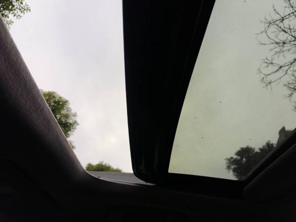 [上海·苏U] 二手丰田卡罗拉锐放2023款 双擎 2.0L 精英版