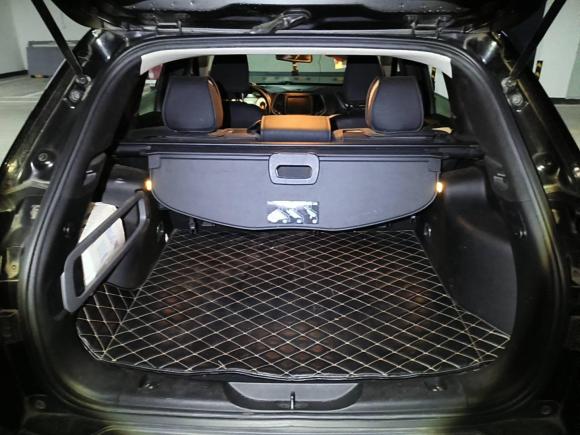 [上海·苏M] 二手Jeep自由光2016款 2.0L 智能版