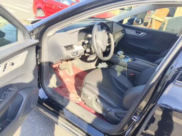 [青岛·吉A] 二手红旗红旗E-QM52023款 620km PLUS