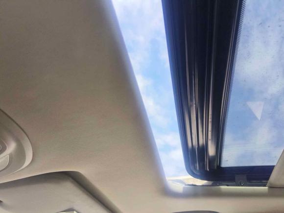 [上海·苏K] 二手五菱汽车五菱宏光S32018款 1.5L 手动豪华型 国V