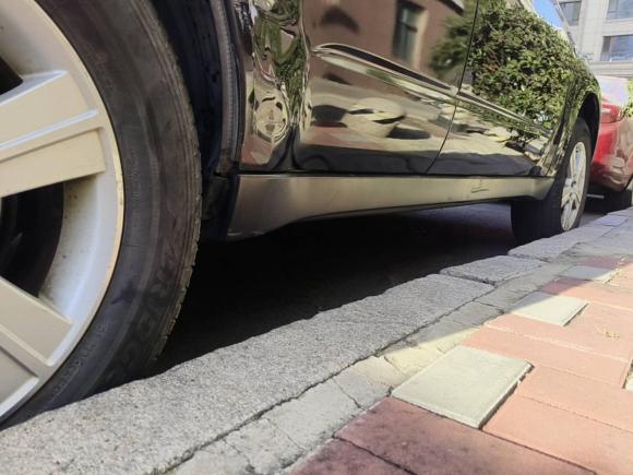 [青岛·鲁B] 二手斯巴鲁森林人2010款 2.0XS 自动豪华版