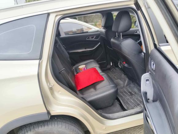 [上海·皖K] 二手奇瑞瑞虎82018款 1.5TCI 自动豪华型 7座