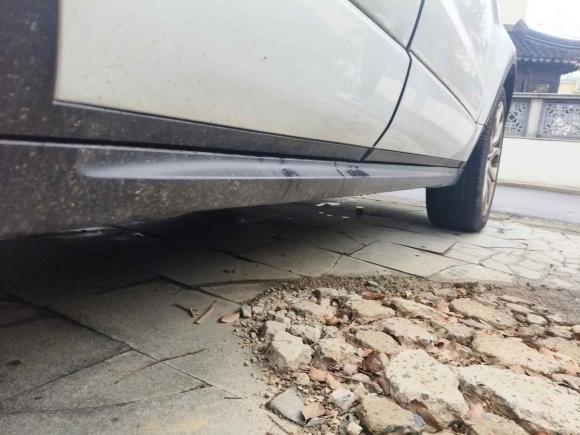 [苏州·苏E] 二手路虎揽胜极光2013款 2.0T 5门耀动版