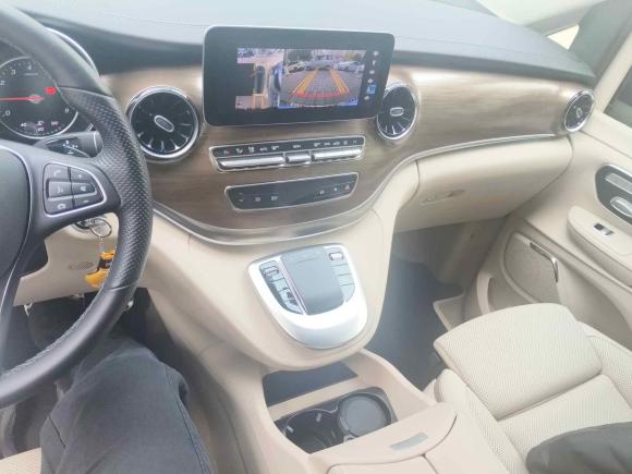 [成都·川G] 二手奔驰奔驰V级2022款 V 260 L 长轴距豪华版