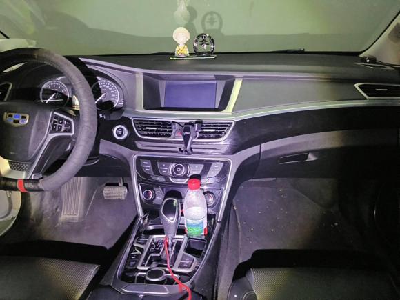 [苏州·苏U] 二手吉利汽车博瑞2015款 1.8T 尊贵型