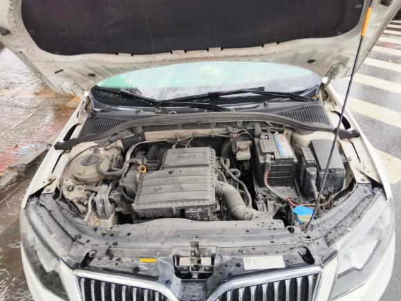 [广州·粤L] 二手斯柯达明锐2017款 1.6L 手动创行版