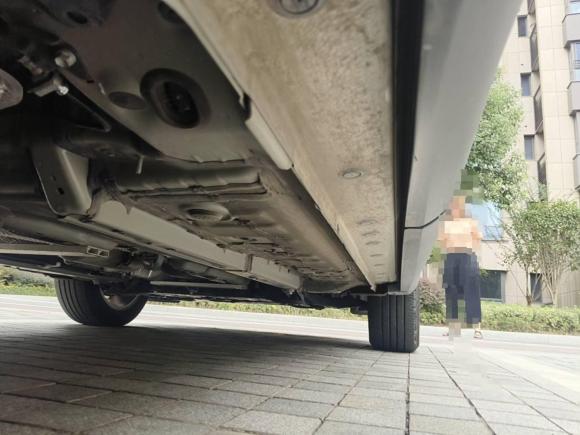 [上海·沪A] 二手丰田卡罗拉锐放2023款 2.0L 精英版