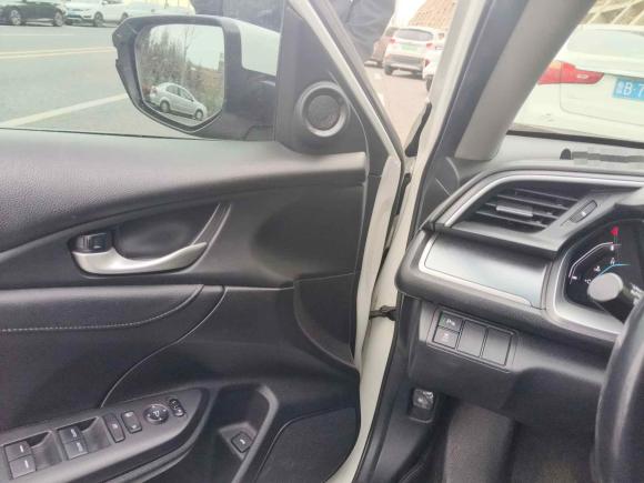 [青岛·鲁U] 二手本田思域2016款 220TURBO CVT尊贵版