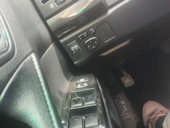 [温州·浙C] 二手丰田锐志2010款 2.5V 风度菁英版