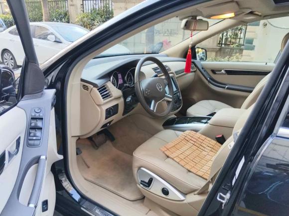 [上海·沪B] 二手奔驰奔驰R级2017款 R 320 4MATIC 商务型臻藏版