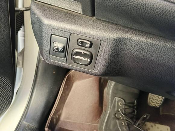 [深圳·粤S] 二手丰田威驰2016款 1.5L 手动智臻星耀版